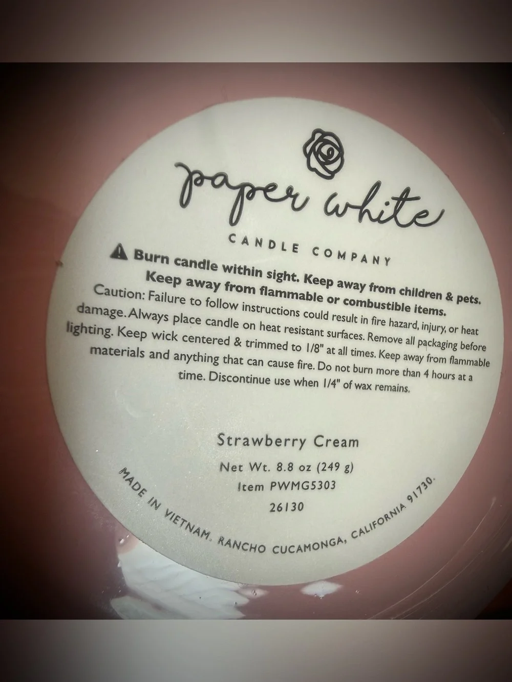 Strawberry Cream Scented Candle